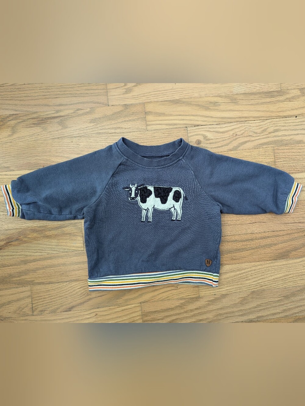 3/$20 Hatley Cow Sweatshirt